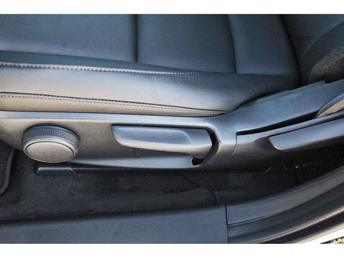 Used 2025 MAZDA MAZDA3 s Sport FWD image 27