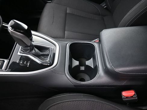 Used 2024 Subaru Outback Premium image 20