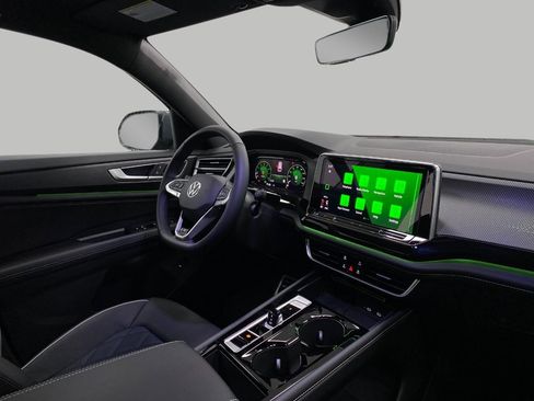 New 2026 Volkswagen Atlas Cross Sport SEL Premium R-Line image 20