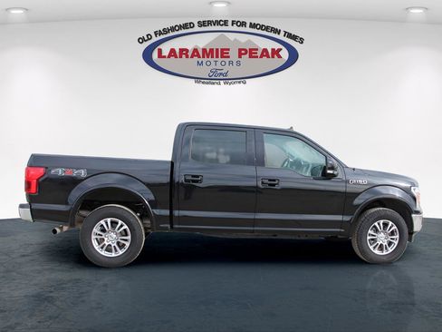 Used 2020 Ford F150 Lariat image 2