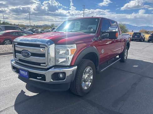 Used 2015 Ford F250 Lariat w/ Chrome Package image 9