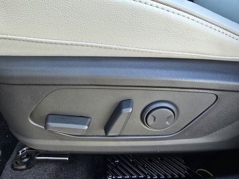 New 2026 Hyundai Tucson Limited image 16