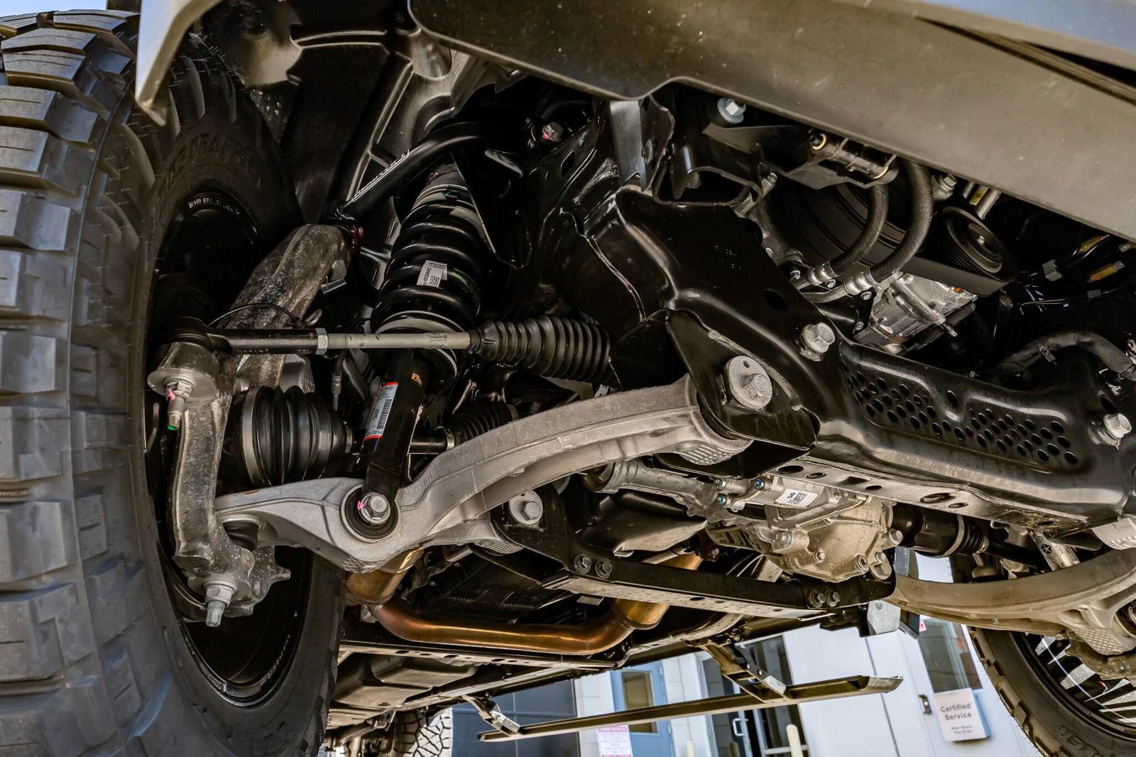 Used 2026 RAM 1500 Laramie AWD/4WD image 14