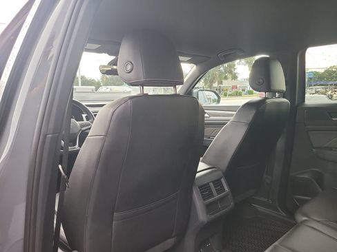 Used 2023 Volkswagen Atlas Cross Sport SE w/ Black Wheel Package FWD image 10