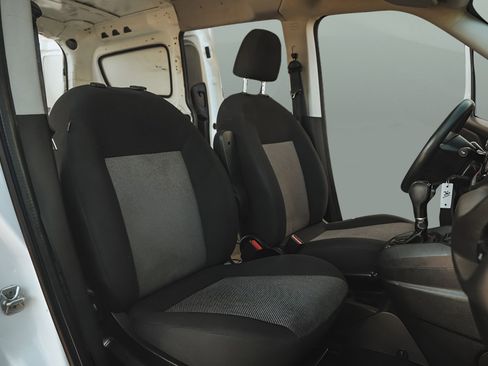 Used 2019 RAM ProMaster City Tradesman FWD image 13