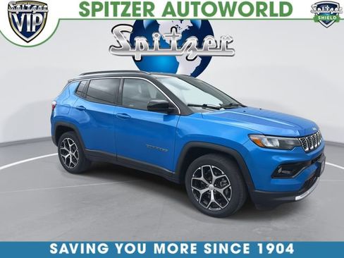 Used 2024 Jeep Compass Limited AWD/4WD image 2