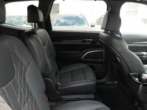 Used 2024 Kia Telluride EX X-Line AWD/4WD image 24