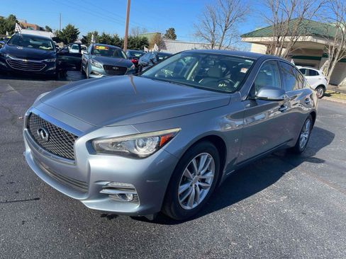 Used 2015 INFINITI Q50 Premium w/ Navigation Package image 2