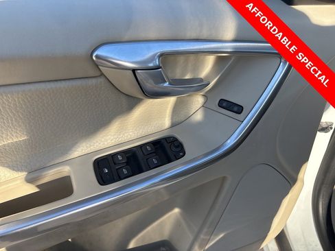 Used 2014 Volvo XC60 T6 image 13