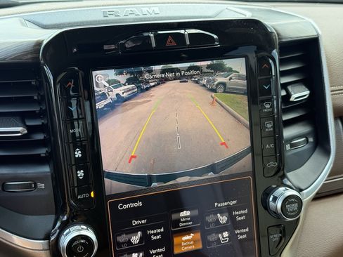 Used 2019 RAM 1500 Laramie RWD image 22