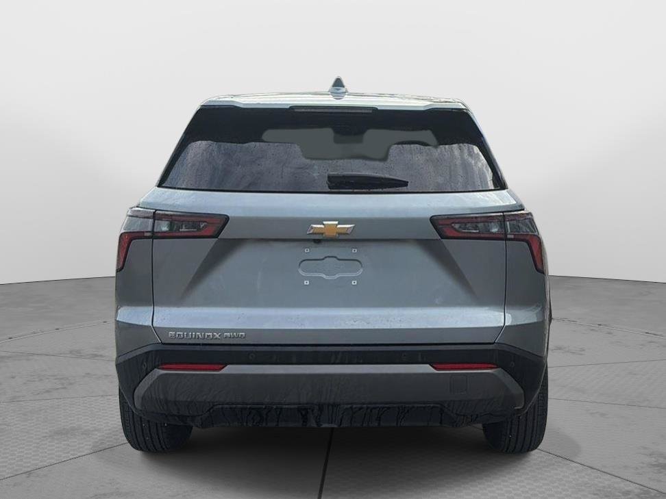 Certified 2026 Chevrolet Equinox LT AWD/4WD image 4