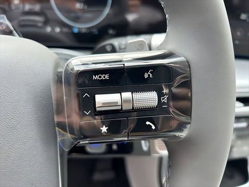 New 2026 Hyundai Ioniq 9 Limited AWD/4WD image 15