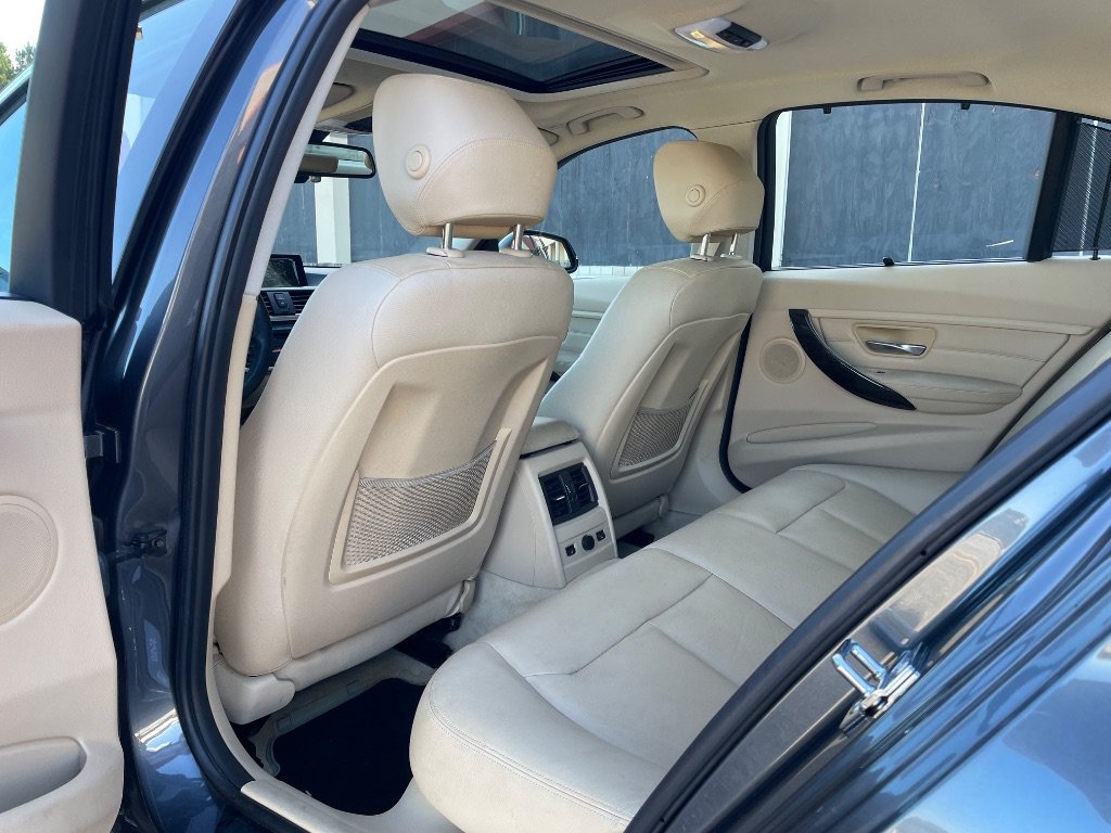 Used 2012 BMW 328i Sedan RWD image 14
