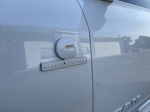 Used 2022 RAM 2500 Tradesman w/ Chrome Appearance Group image 21