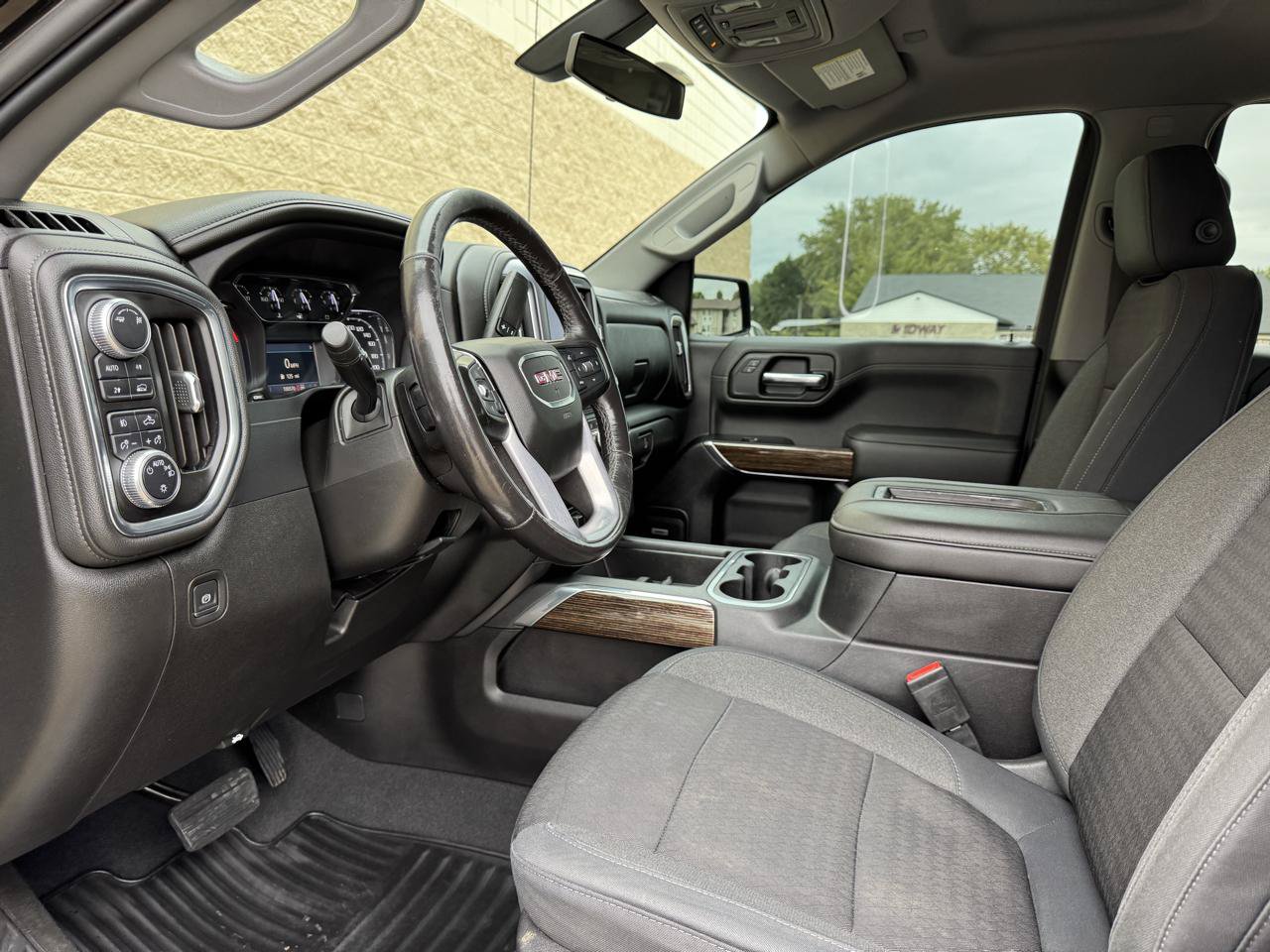 Used 2019 GMC Sierra 1500 Elevation w/ Elevation Value Package AWD/4WD image 16