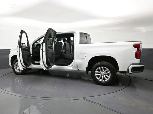 Used 2025 Chevrolet Silverado 1500 RST w/ Convenience Package II AWD/4WD image 34
