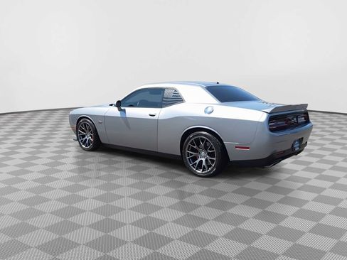 Used 2016 Dodge Challenger SRT w/ Technology Group RWD image 6