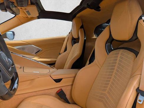 Used 2024 Chevrolet Corvette Z06 RWD image 10