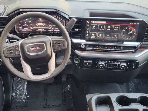 Used 2025 GMC Sierra 1500 SLT image 23
