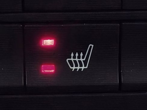 Used 2017 RAM 1500 Big Horn image 5