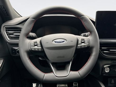 Used 2024 Ford Escape ST-Line w/ Tech Pack #1 AWD/4WD image 12
