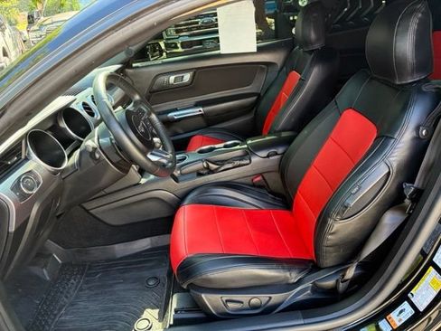 Used 2020 Ford Mustang GT RWD image 14
