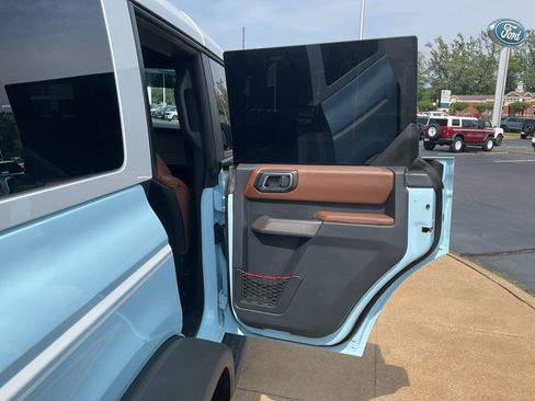 Used 2023 Ford Bronco Heritage Edition AWD/4WD image 21