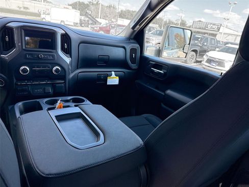 New 2026 GMC Sierra 3500 Pro w/ Convenience Package image 14