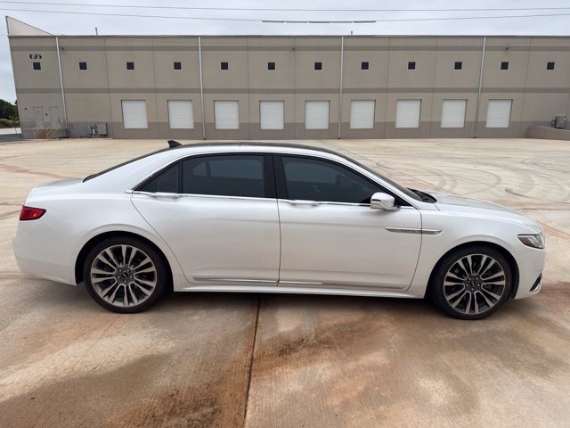 Used 2018 Lincoln Continental Select FWD image 5