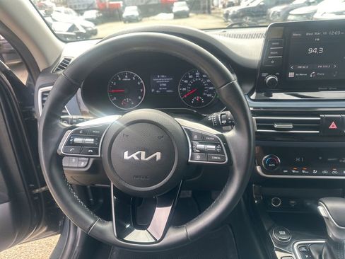 Used 2023 Kia Seltos S image 18