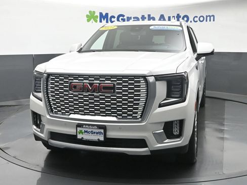 Used 2023 GMC Yukon XL Denali w/ LPO, Floor Liner Package AWD/4WD image 24