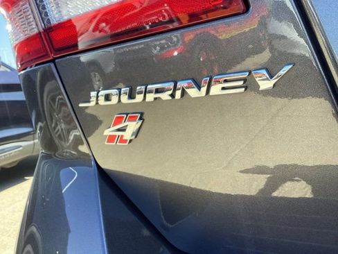 Used 2018 Dodge Journey GT AWD/4WD image 14