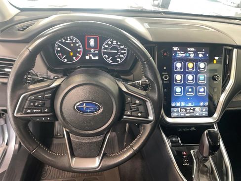 Used 2024 Subaru Outback Premium AWD/4WD image 14