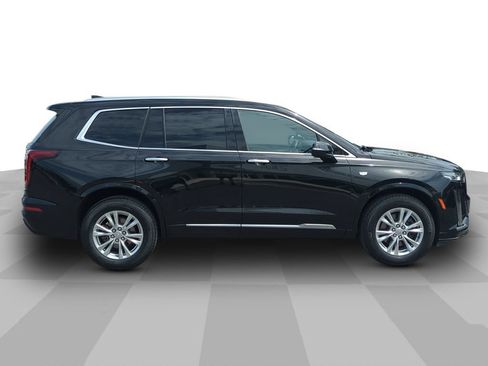 Used 2023 Cadillac XT6 Luxury FWD image 7