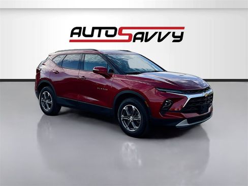 Used 2025 Chevrolet Blazer LT image 1