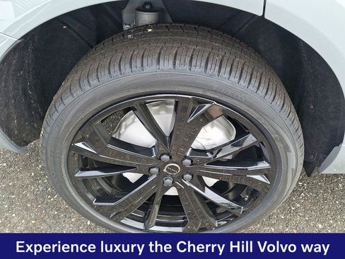 New 2026 Volvo XC60 B5 Ultra w/ Protection Package Premier AWD/4WD image 6