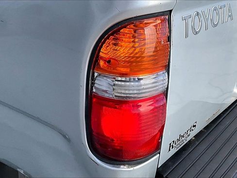 Used 2003 Toyota Tacoma 4x4 Xtracab image 19