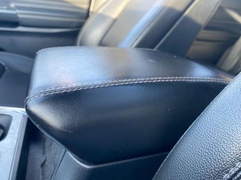 Used 2020 Ford Explorer XLT w/ Equipment Group 202A image 27