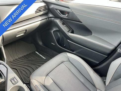 Certified 2025 Subaru Crosstrek 2.5i Limited w/ Crosstrek Mirror Package AWD/4WD image 13