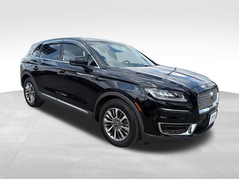 Used 2019 Lincoln Nautilus Select AWD/4WD image 7