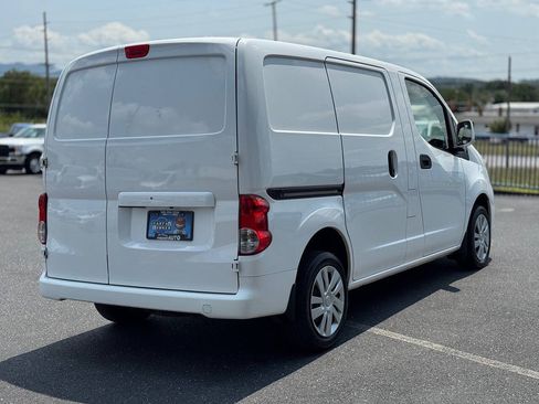 Used 2019 Nissan NV200 SV w/ Navigation Package FWD image 4