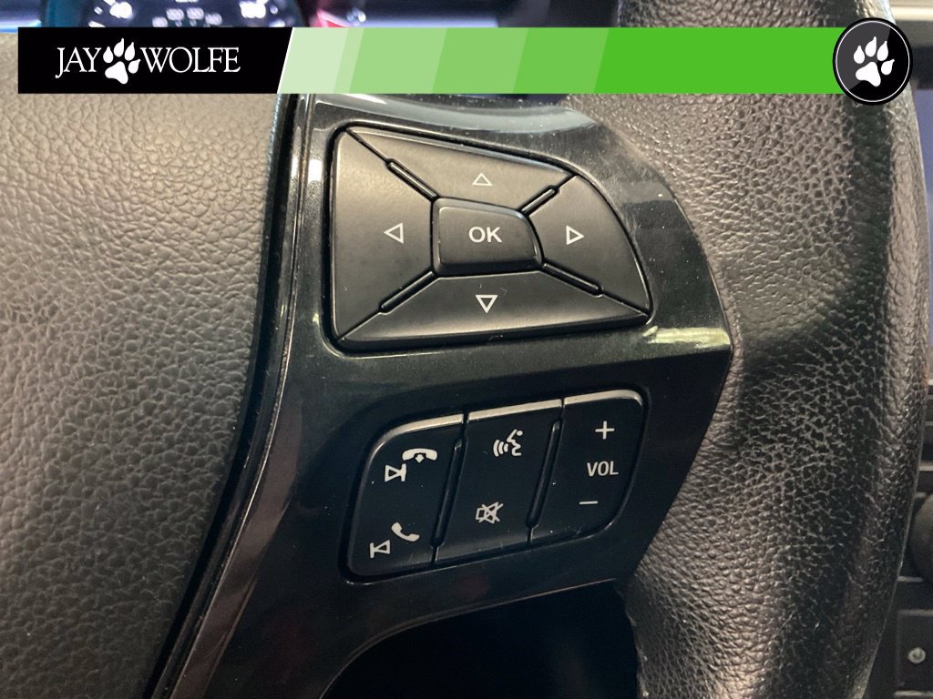 Used 2017 Ford Explorer XLT w/ Equipment Group 202A AWD/4WD image 13