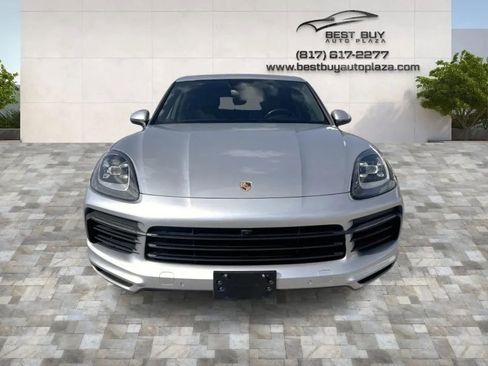 Used 2019 Porsche Cayenne AWD/4WD image 2