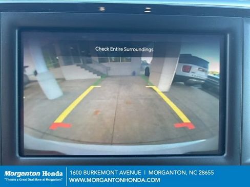 Used 2023 Chrysler Voyager LX FWD image 23