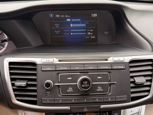 Used 2014 Honda Accord LX image 22