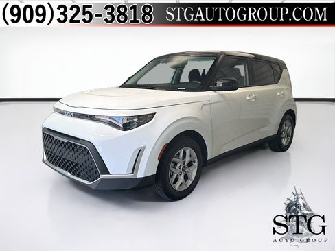Used 2024 Kia Soul S FWD image 1