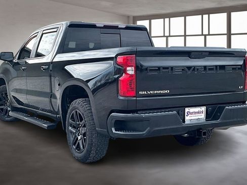 Used 2021 Chevrolet Silverado 1500 LT w/ Convenience Package II image 4