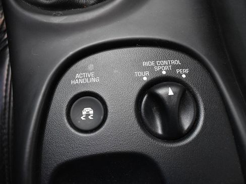 Used 2000 Chevrolet Corvette Coupe w/ Memory Pkg image 23