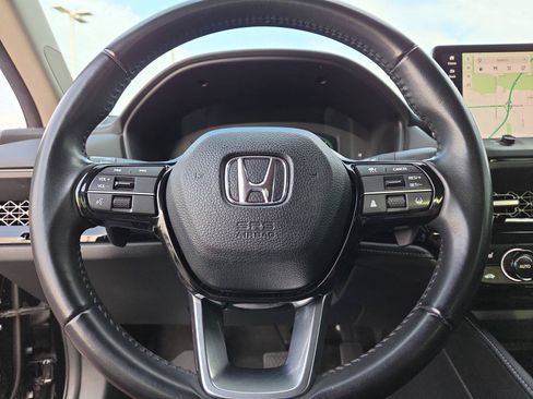 Used 2023 Honda Accord Touring image 14