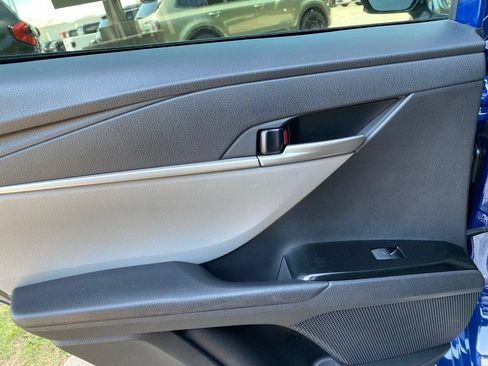 Used 2025 Toyota Camry LE w/ Convenience Package FWD image 32